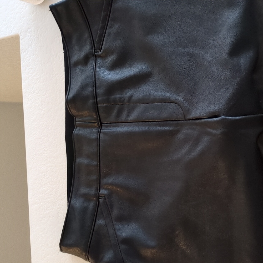 SPANX Leather-Like Flare Black High Waisted Faux Pull on Stretch Pants sz 1x